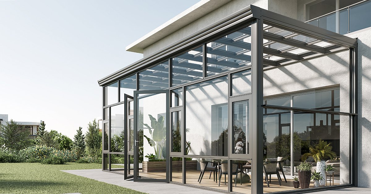Custom aluminum sunroom with insulated glazing for villa projects